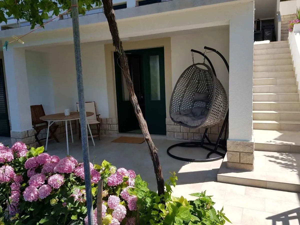 Apartment In Supetarska Draga With Sea View, Terrace, Air Conditioning, Wifi 4552-6 クロアチア